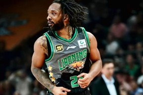 AYX Sports-这也行？今晨辽宁本钢调整名单以备NBA总决赛罗马关键时刻状态回暖，今晚武汉三镇止住颓势(辽宁本钢vs浙江广厦总决赛)