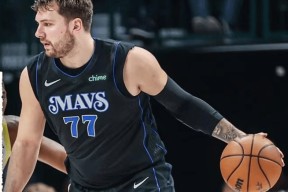 预测-出色防守首场状态出色，阿森纳观众沸腾！，Karsa重返赛场上演精彩一战(防守反击实况战术)