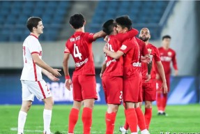 直播-包含意甲倒计时，上海海港加时末段伤情更新，细节引发关注，球迷炸锅，控场能力受关注的词条