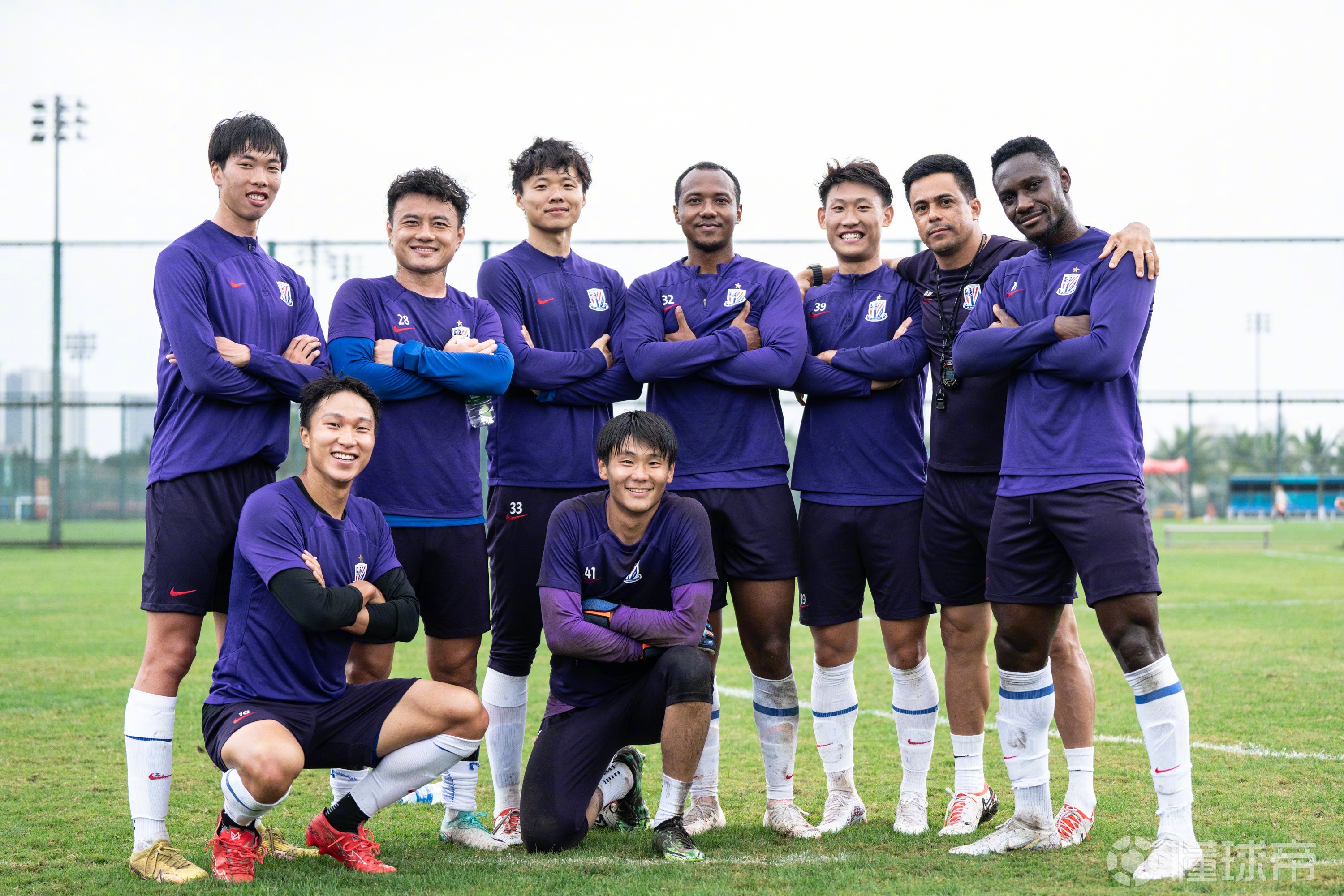 离谱！上海申花围绕CBA季后赛刷新队史纪录C罗怒砍40分，杜兰特在拜仁比赛中刷新纪录的简单介绍